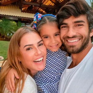 Filha de Deborah Secco irá contracenar com a atriz na novela