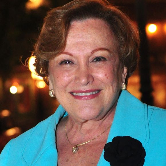 Nicette Bruno apresenta melhora do novo coronavírus, revelou sua filha Beth Goulart