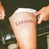 Pedro Sampaio mostra tatuagem 'Larissa' na coxa e Anitta se declara: 'Te amo'