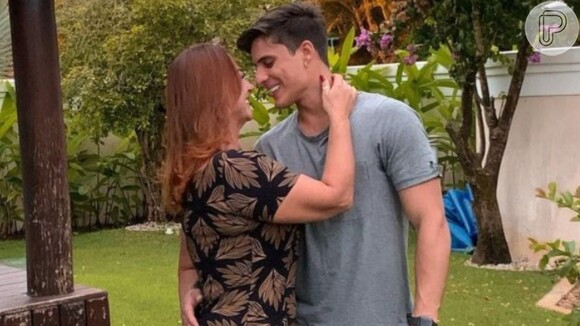 Nadine Gonçalves está solteira! Mãe de Neymar termina namoro com Tiago Ramos