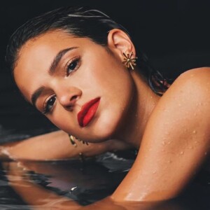 Bruna Marquezine revela não ser fã de 1º encontro