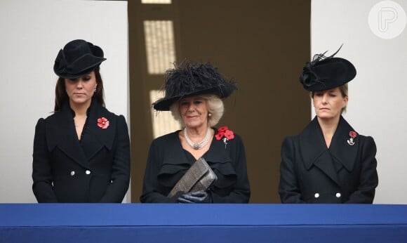 Kate Middleton esteve ao lado de Camilla Parker Bowles e da Condessa Sophie