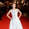 Jennifer Lawrence escolhe vestido Dior para divulgar  'Jogos Vorazes: A Esperança - Parte 1' em Londres, na Inglaterra, em 10 de novembro de 2014