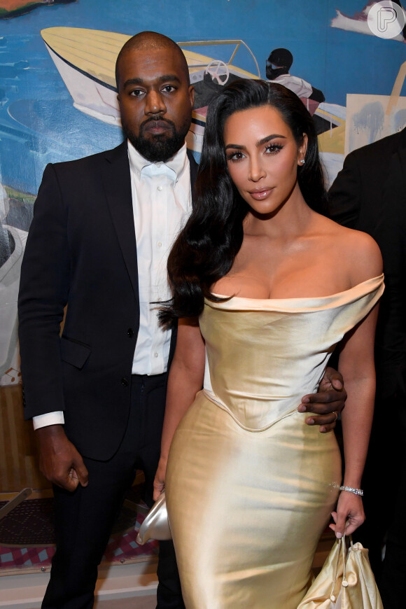 Kim Kardashian e Kanye West teriam assinado papéis do divórcio em janeiro de 2021