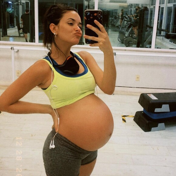 Talita Younan fez exercícios para ter um parto normal, mas não conseguiu