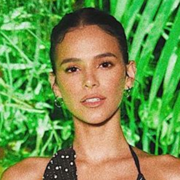 Bruna Marquezine curte viagem em Fernando de Noronha