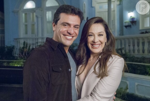Théo (Rodrigo Lombardi) e Lívia (Claudia Raia) podem ter um envolvimento amoroso, em 'Salve Jorge'