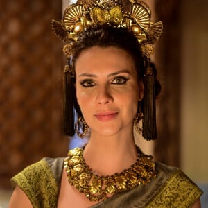 Na novela 'Gênesis', Nadi (Camila Rodrigues) demonstra cada vez mais interesse em Terá (Angelo Paes Leme) a partir do capítulo de segunda-feira, 8 de fevereiro de 2021