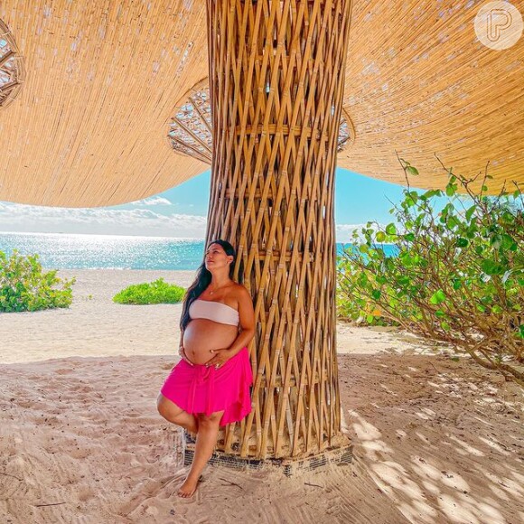 Com quase 80 kg, Simone desabafa sobre corpo na gravidez