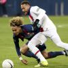 Neymar sofreu uma lesão no músculo adutor da coxa esquerda em jogo do PSG contra o Caen