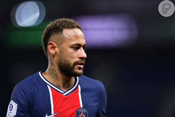 Neymar reflete sobre sua carreira: 'Sinceramente, isso me entristece e não sei até quando aguentarei, eu só quero ser feliz jogando futebol. Nada mais'