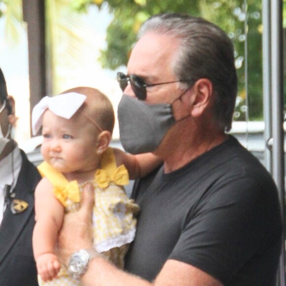 Pai de Vicky, Roberto Justus tem outros quatro filhos e quatro netos