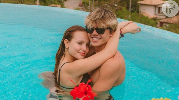 Larissa Manoela ganha comentário de ex-namorado em foto no Instagram