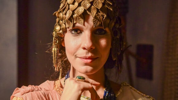 'Gênesis' traz Giovana Echeverria de volta às novelas após 3 anos: 'Kiria é amorosa com o rei'