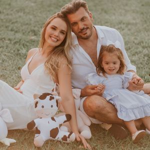 Thaeme Mariôto anunciou nesta quinta-feira, 1 de abril de 2021, que está grávida novamente