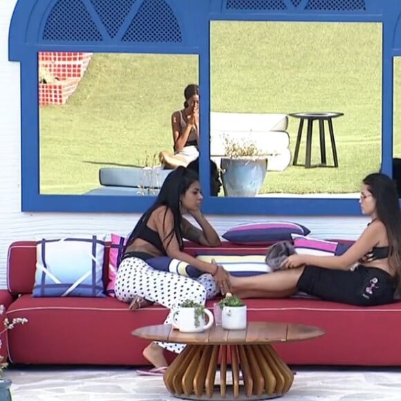 'BBB 21': Juliette e Pocah tiveram conversa sobre atitudes de Arthur