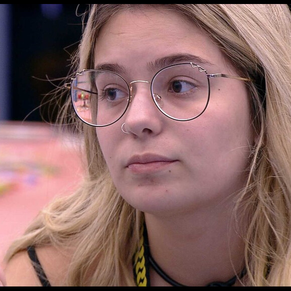 Viih Tube salvou Juliette nas duas vezes, mas Caio puxou a maquiadora no contragolpe