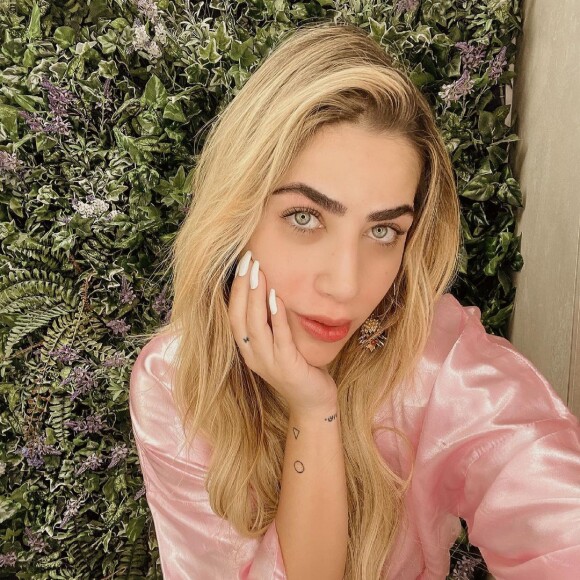 Jéssica Costa impressiona por semelhança com Giovanna Ewbank