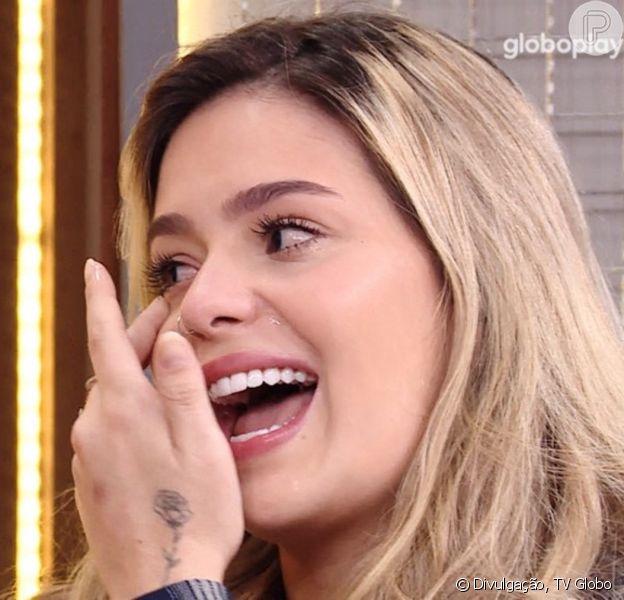 Viih Tube chora muito em primeiro encontro com o namorado após o 'BBB21'