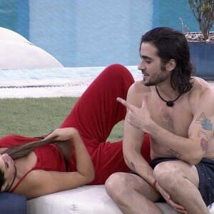 'BBB 21': Juliette e Fiuk brincam sobre ser 'trisal' com Gil