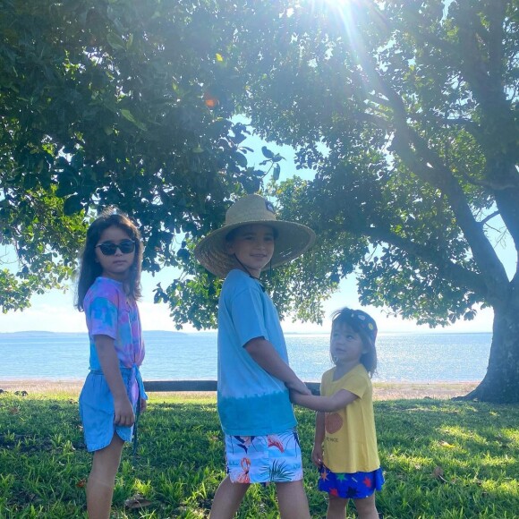 Sabrina Sato curte dia com filhos da Karina Sato, nesta sexta-feira, 7 de maio de 2021