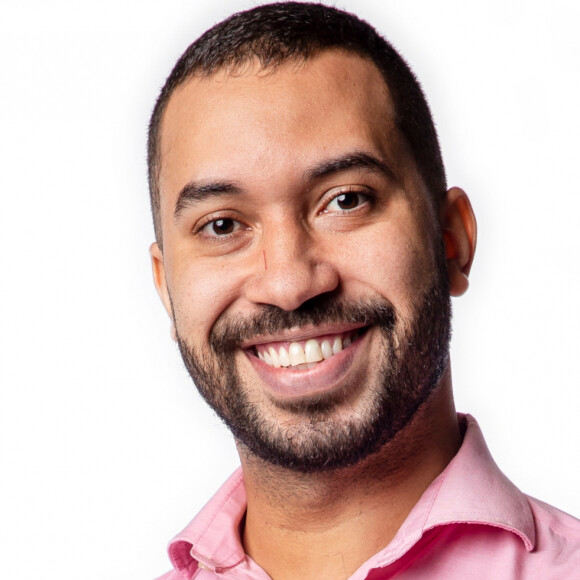 Gilberto, do 'BBB 21', tem futuro definido na Globo após assinar novo contrato com a emissora carioca, diz jornal