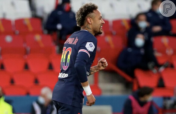 Neymar já havia prestado homenagem a Gil do Vigor em jogo