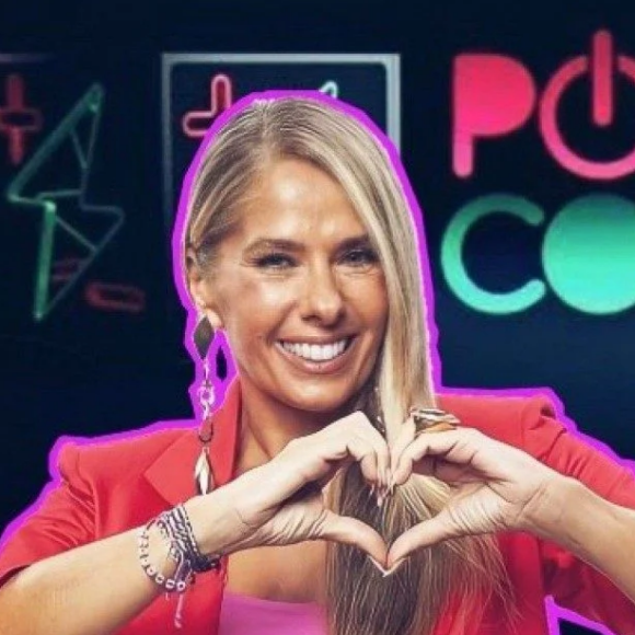 Adriane Galisteu fez referência à Jojo Todynho em eliminação no 'Power Couple': 'Quem é que fez a Jojo, que nem levantou do sofá'