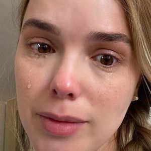 Thaeme assumiu que sofreu ao tomar a decisão de parar de amamentar