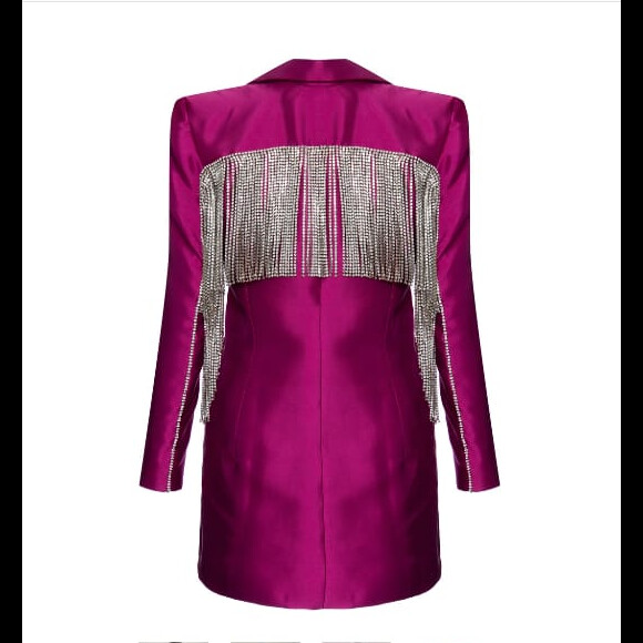 O blazer usado por Juliette custa R$1967