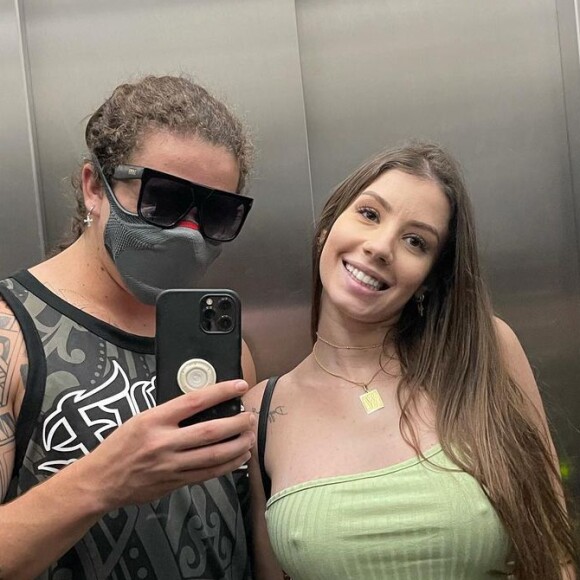 Noiva de Whindersson Nunes, Maria Lina agradeceu youtuber pela parceria ao lembrar o primeiro mês da morte do filho