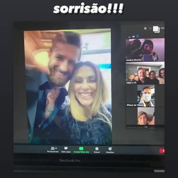 Cleo e Leandro D'Lucca usam preto em casamento