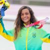 Rayssa Leal conquistou brasileiros ao ganhar, com apenas 13 anos, medalha de prata nas Olimpíadas