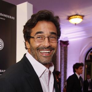 Luciano Szafir está em casa após mais de um mês internado por complicações de Covid-19