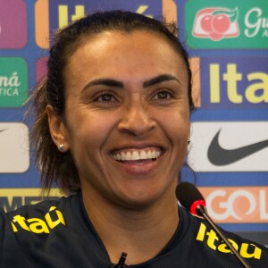 Marta Silva converteu seu pênalti, mas Brasil foi eliminado no futebol feminio para o Canadá na Olimpíada de Tóquio