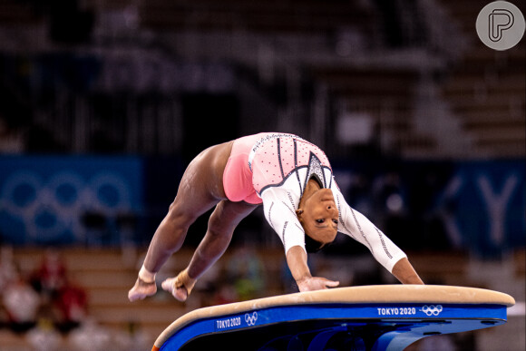 Rebeca Andrade cravou mais de 15.000 pontos no salto na ginástica artística feminina na Olimpíada de Tóquio e ficou com o ouro