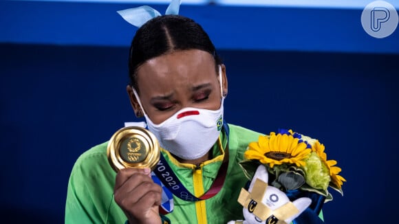 Rebeca Andrade emocionou famosos ao ganhar o ouro no salto na ginástica artística feminina na Olimpíada de Tóquio
