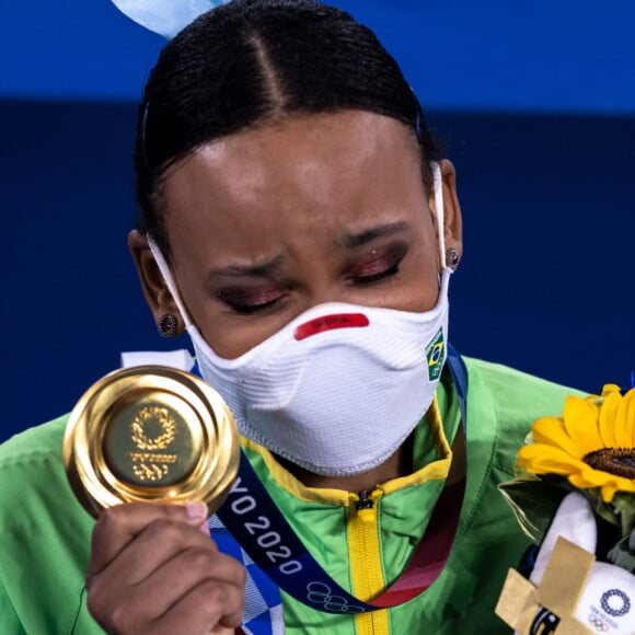 Rebeca Andrade emocionou famosos ao ganhar o ouro no salto na ginástica artística feminina na Olimpíada de Tóquio