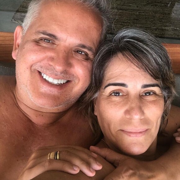Gloria Pires é mãe de Antonia Morais, de 28 anos, Ana Morais, de 21 e Bento, de 16, do casamento com o músico Orlando Morais. Ela também tem Cleo, de 38 anos, do relacionamento anterior com Fábio Jr.