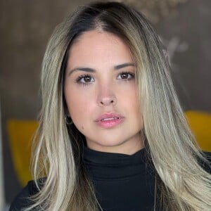 Filha mais velha de Cristiana Oliveira, Rafaella mudou de visual e mostrou cabelo novo em post