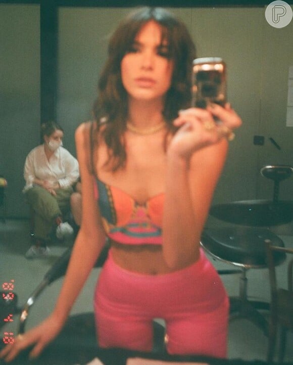 Bruna Marquezine gosta de selfies sem foco, o mais natural possível, sem poses ou perfeição