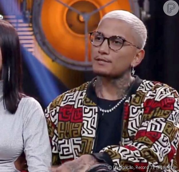 Dynho Alves usará a mesma equipe de redes sociais da mulher, MC Mirella no 'A Fazenda 2021'