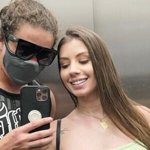 Whindersson empresta apartamento para Maria Lina se firmar como influencer, diz colunista