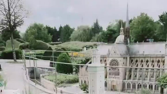 Bruna Biancardi mostrou visita ao parque temático France Miniature