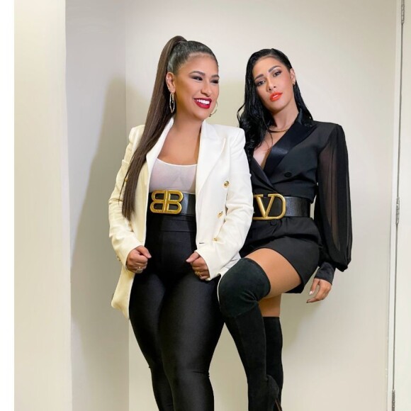 Simone tranquilizou fãs que perguntaram sobre fim de casamento de Simaria, afirmando que ela está bem, e avaliou opinião sobre divórcio: 'Quero ver ela feliz, isso que importa para mim'