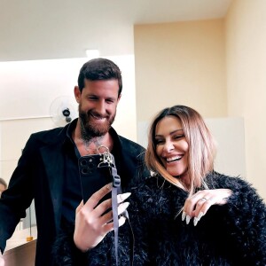 Cleo e Leandro se casaram em julho, vestidos de preto