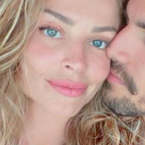 Caio Castro chegou a negar que término tenha acontecido por causa de uma traição