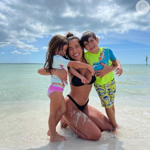 Adriana Sant'Anna já é mãe de Rodrigo, de 5 anos e Linda, de 3 e revelou ao marido, Rodrigão, que quer ter mais um: 'Se falar que sim tenho no dia seguinte'