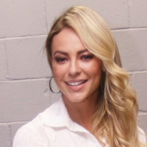 Paolla Oliveira impressionou ao mostrar produção especial para show de Diogo Nogueira