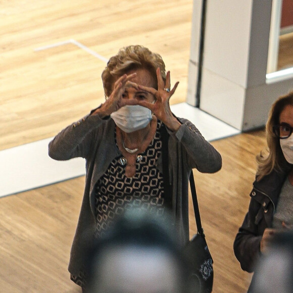 Glória Menezes e Tarcísio Meira 'não se desgrudavam', diz neta